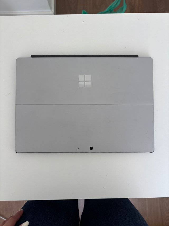 Microsoft Surface Pro 7 | 8GB RAM | 256GB SSD
