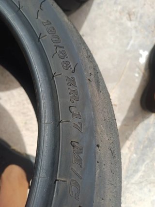 Dunlop D212 190/55-17