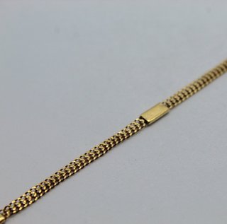 Pulsera de oro de 18k. Peso: 3.56 gr.