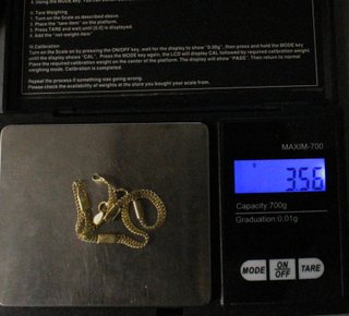 Pulsera de oro de 18k. Peso: 3.56 gr.