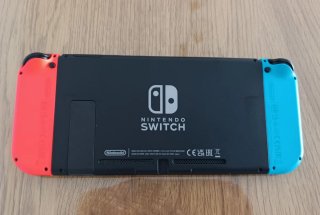 Nintendo Switch Azul y Rojo