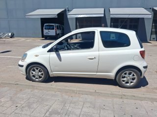 Toyota Yaris 2004
