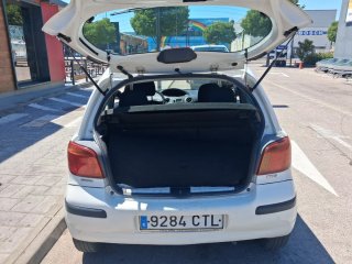 Toyota Yaris 2004
