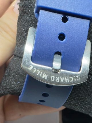 Reloj  Richard  mil Dorado Azul