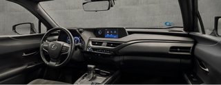 Lexus UX 2021
