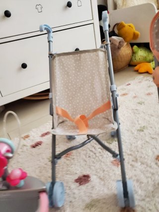 Set Bebé: Trona, Carrito y Bañera con efecto agua