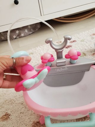 Set Bebé: Trona, Carrito y Bañera con efecto agua