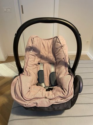Maxi-Cosi bebé con funda