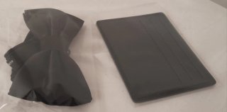 Pajarita y Tarjetero Negro