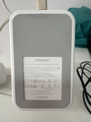 Base di Ricarica e Batteria Portabile per iPhone