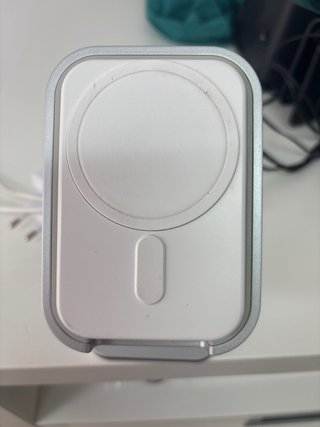 Base di Ricarica e Batteria Portabile per iPhone