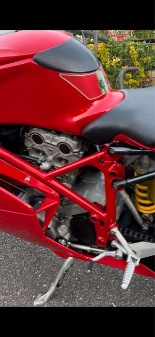 Ducati 749 Roja y Blanca