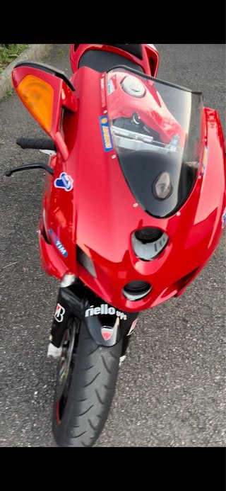 Ducati 749 Roja y Blanca
