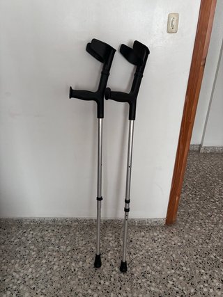 Muletas ortopédicas ajustables