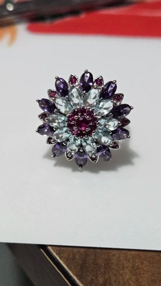 Anillo Plata con Piedras Moradas y Rosas