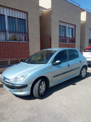 Peugeot 206 2003