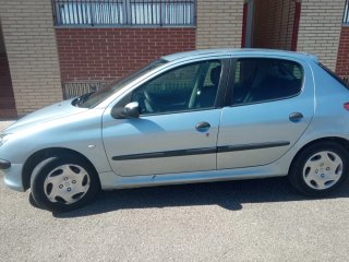 Peugeot 206 2003