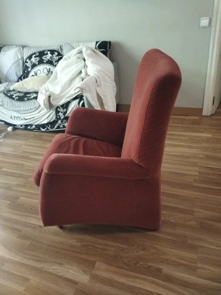 Butaca cómoda con reposabrazos