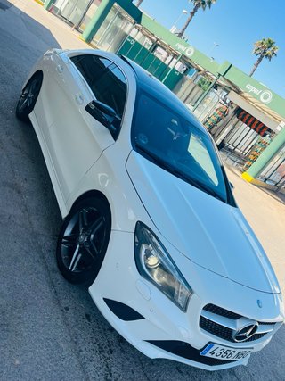 Mercedes-Benz Clase CLA 2015