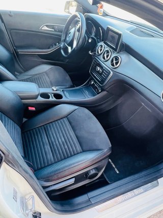 Mercedes-Benz Clase CLA 2015