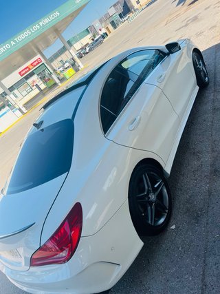 Mercedes-Benz Clase CLA 2015