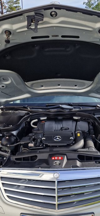 Mercedes-Benz Clase E 200 BlueEFFICIENCY CGi
