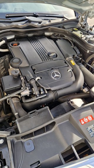 Mercedes-Benz Clase E 200 BlueEFFICIENCY CGi