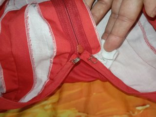 Traje de flamenca, Sevillana.Con mantilla.