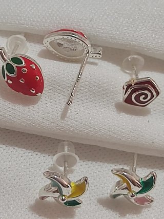 Lote pendientes plata niña
