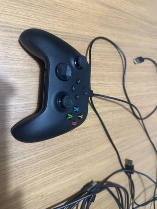 Xbox Series X + Mando + Auriculares