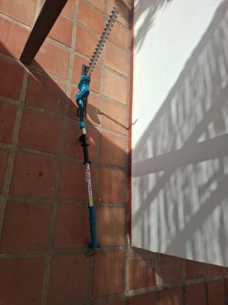 Cortasetos pertiga Makita Extensible