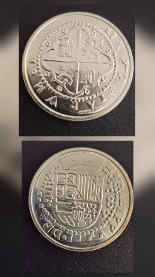 Réplica 8 Reales Felipe II (FNMT)