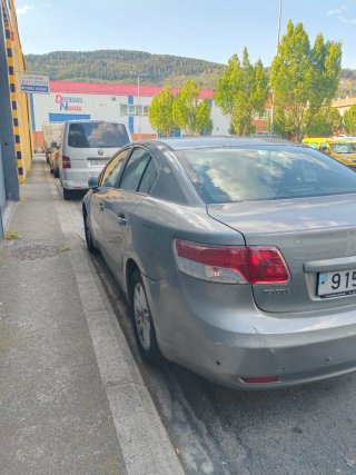 Toyota Avensis 2011