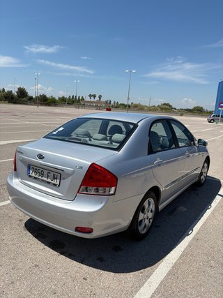 KIA Cerato 2006