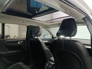 Volvo XC40 2.0 d3 Momentum Auto