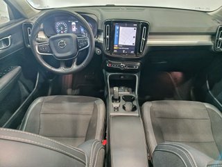 Volvo XC40 2.0 d3 Momentum Auto