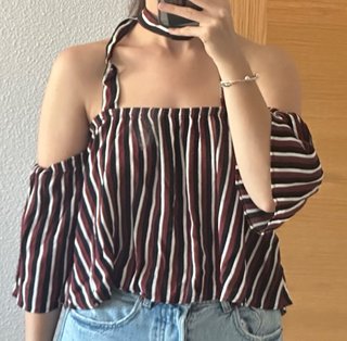 Blusa hombros descubiertos rayas