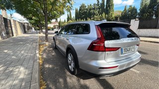 Volvo V60 Cross Country  2020