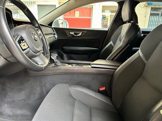 Volvo V60 Cross Country  2020