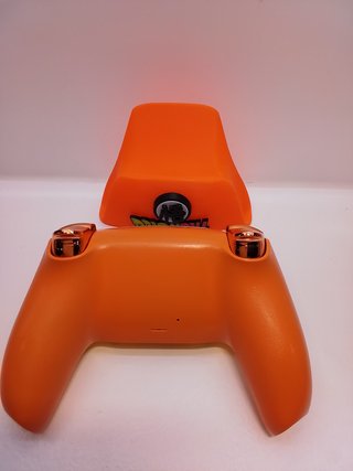 Mando PS5 TMR Goku Naranja JOYS TMR+base+estuche