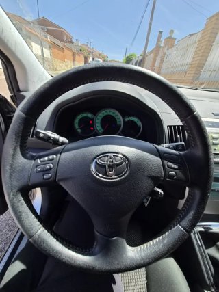 Toyota Verso 2006