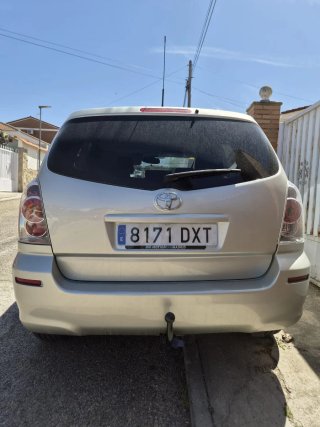 Toyota Verso 2006