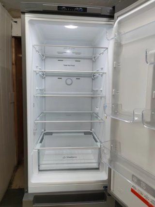 Nevera Indesit combi Clase E 203x60cm con garantia