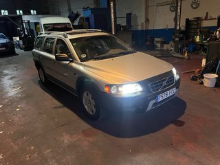 Volvo XC70 del año 2006  2.4 185cv