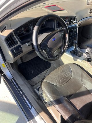 Volvo XC70 del año 2006  2.4 185cv