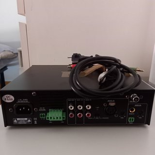 Pack Megafonía UDE amplificador +micrófono +cables