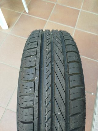 Rueda Goodyear 175/65 R14 82T