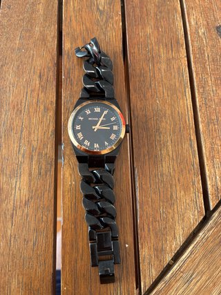 Reloj Michael Kors Negro y Dorado