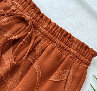 Pantalón corto con bordado floral nuevo talla XL
