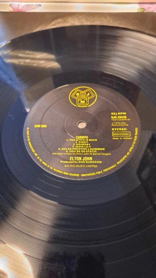Elton John - Caribou LP (1974)